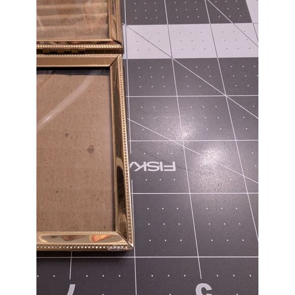 MCM Tri Fold Gold tone metal standing picture frame Intercraft vtg - Picture 3 of 8